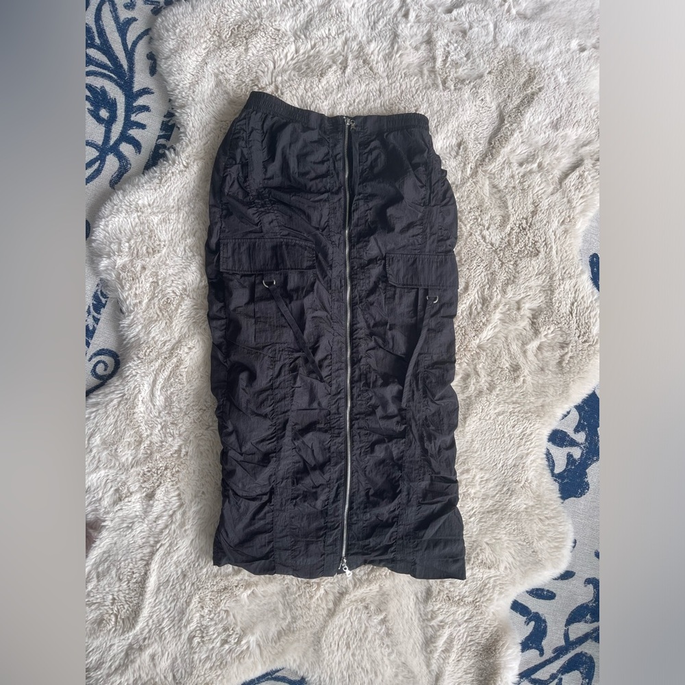 Black Crinkle Maxi Skirt With Front Zipper